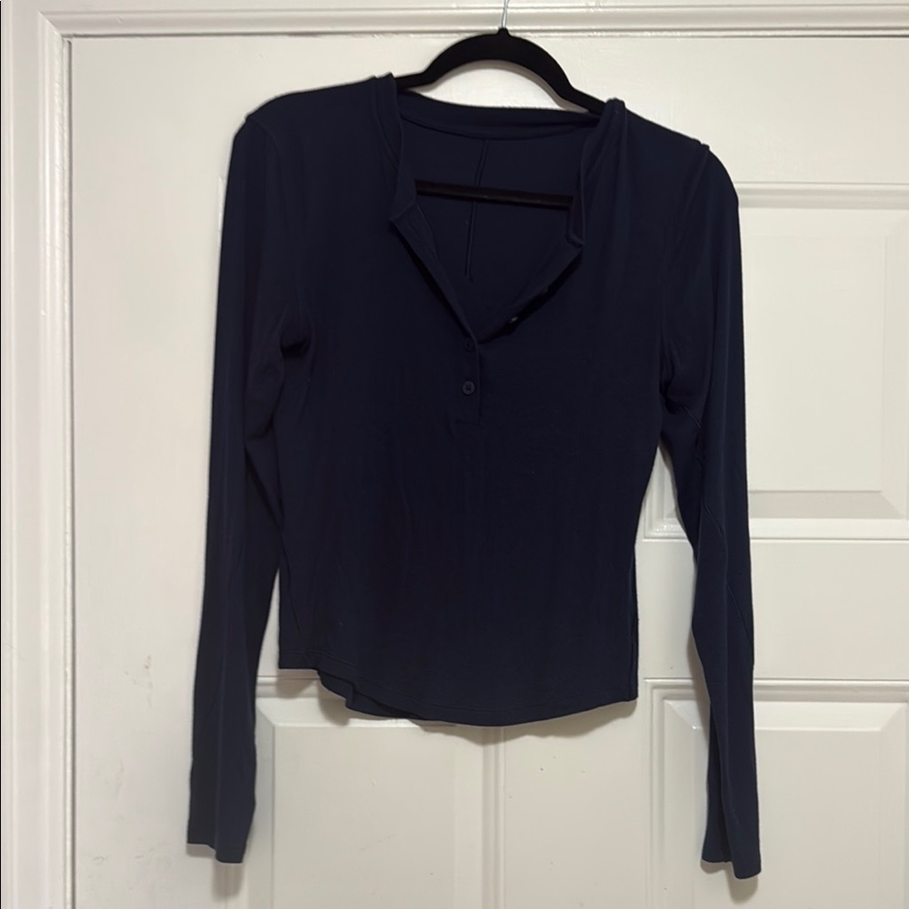 lululemon athletica hold tight long sleeve Henley